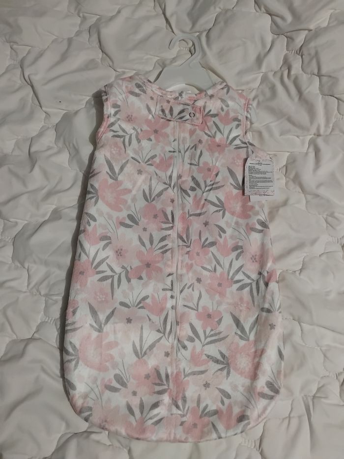 Gigoteuse taille 0-3 mois 52 cm neuf