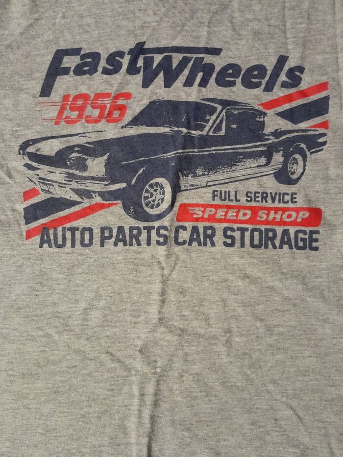 Tee-shirt - photo numéro 2