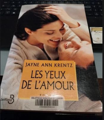 Les yeux de l'amour