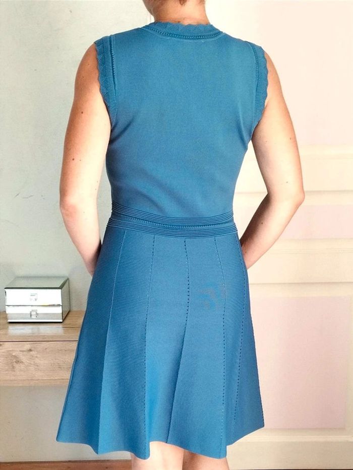 Robe patineuse  bleue  -  Zara - M  -  Comme Neuve - photo numéro 2