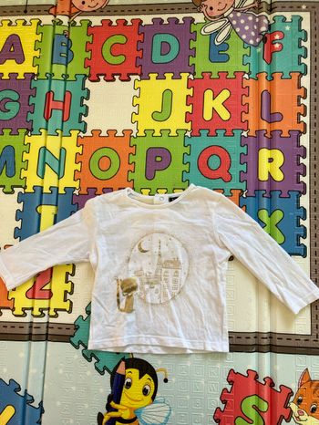 Vend t-shirt Kiabi taille 12 mois