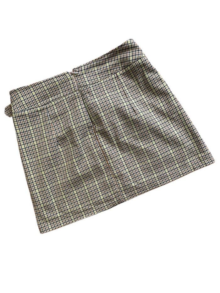 Jupe à carreaux orange, noir, jaune et beige Bershka taille M très bon état - photo numéro 2