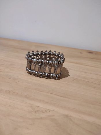 Bracelet manchette métallique