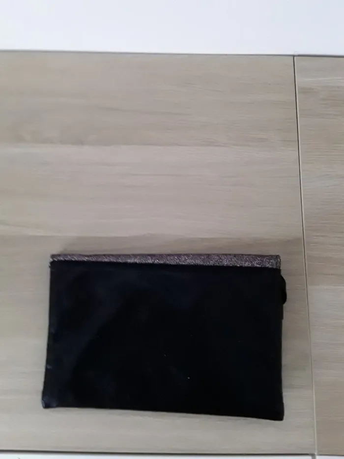 Pochette - photo numéro 3