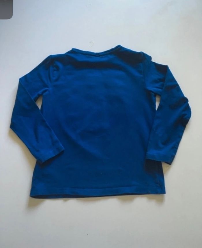 T-shirt / Sous-pull manches longues TRÈS BON ÉTAT garçon taille 7 ans couleur bleu - photo numéro 6
