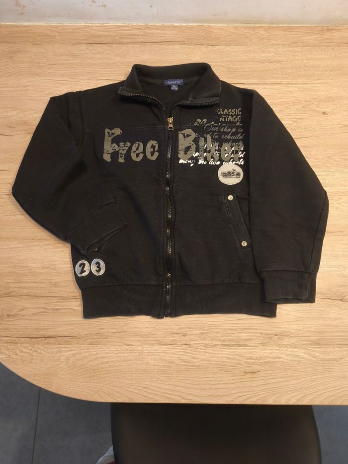 Sweat zippé 10 ans