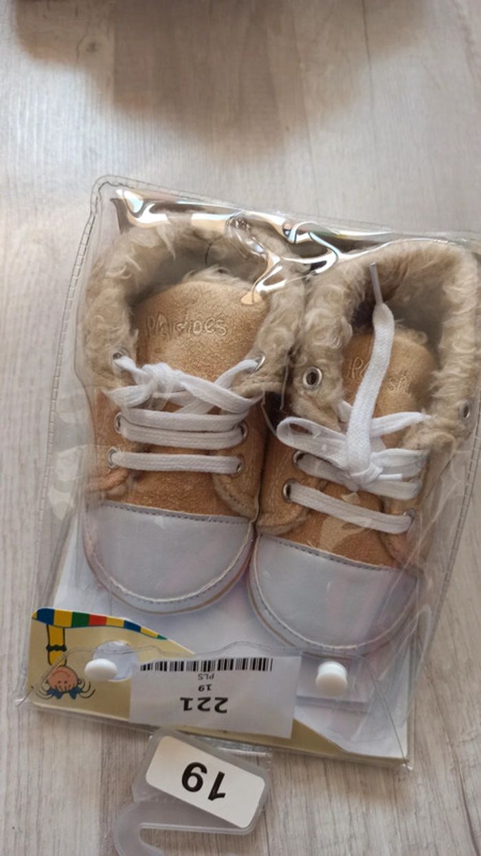 Chaussures chaussons antidérapant 19 - photo numéro 3