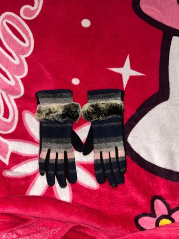 Paire de gants femme