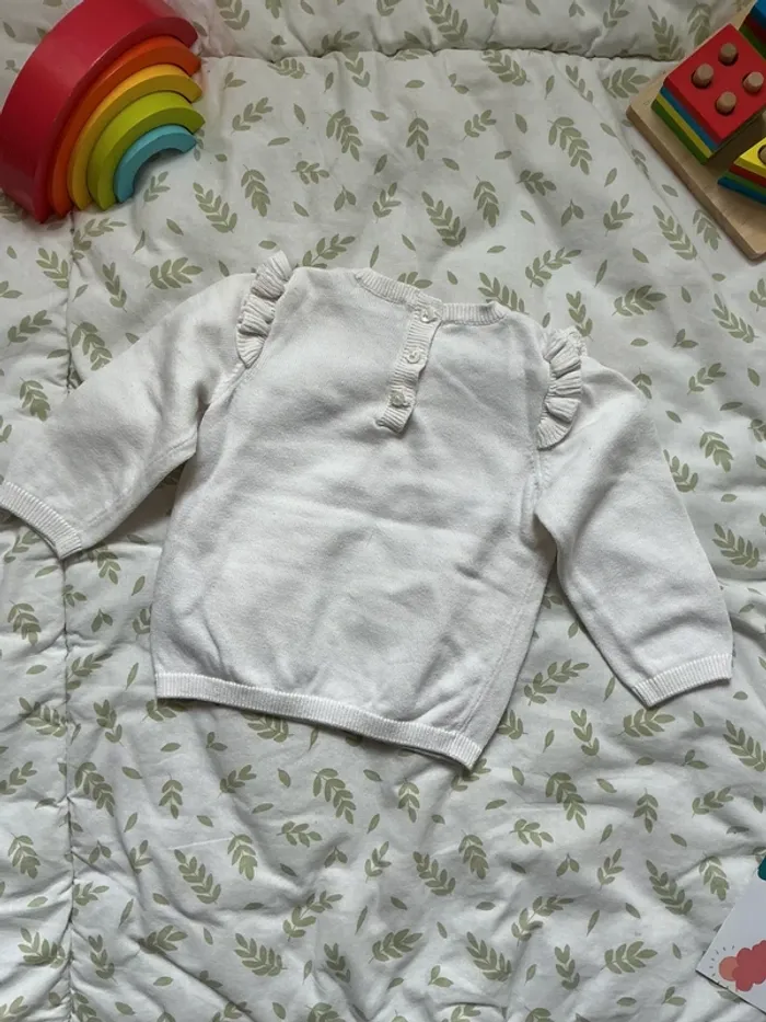 pull léger blanc avec volants 9 mois vertbaudet - photo numéro 7