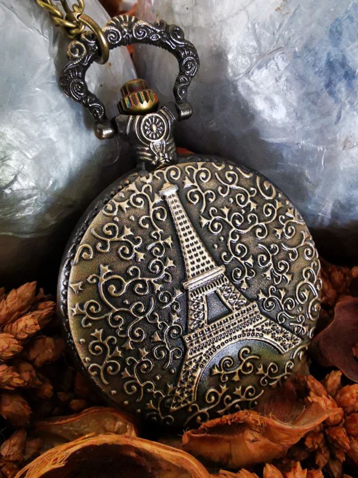 F9 montre rétro vintage originale bronze paris