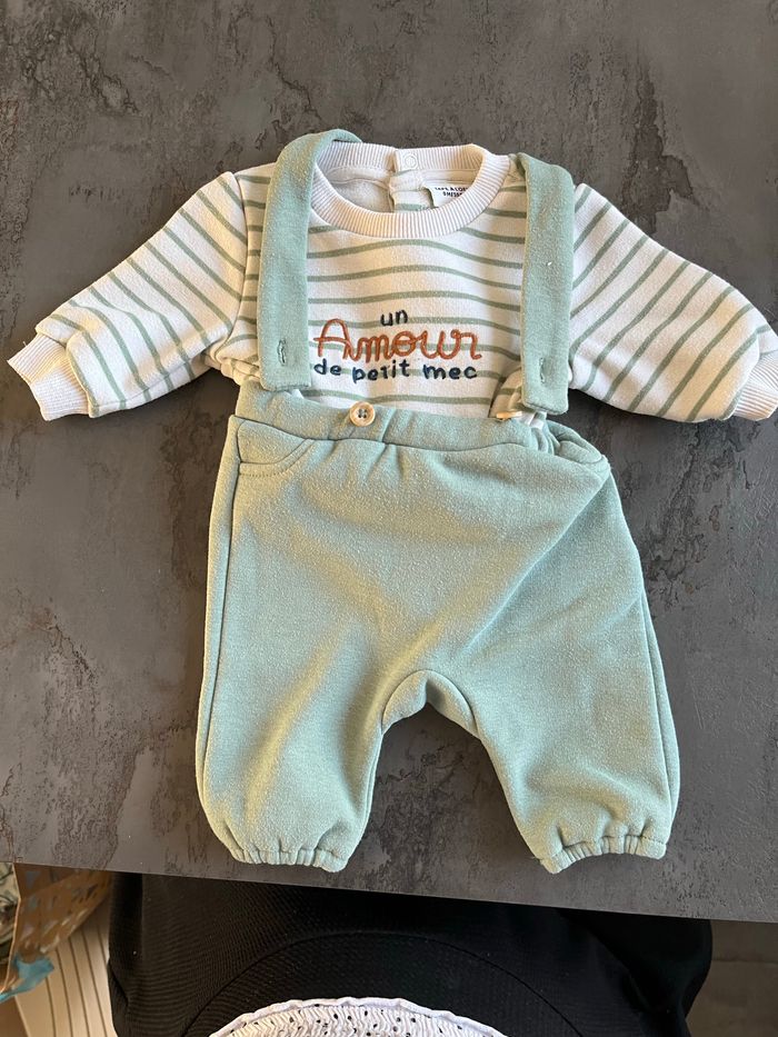 Ensemble bébé - photo numéro 2