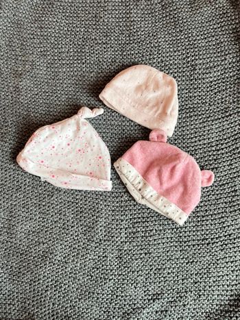 Lot 3 bonnets bébé
