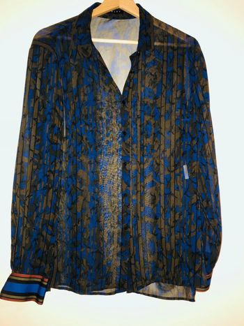 Très joli chemisier en voile Sisley comme neuf