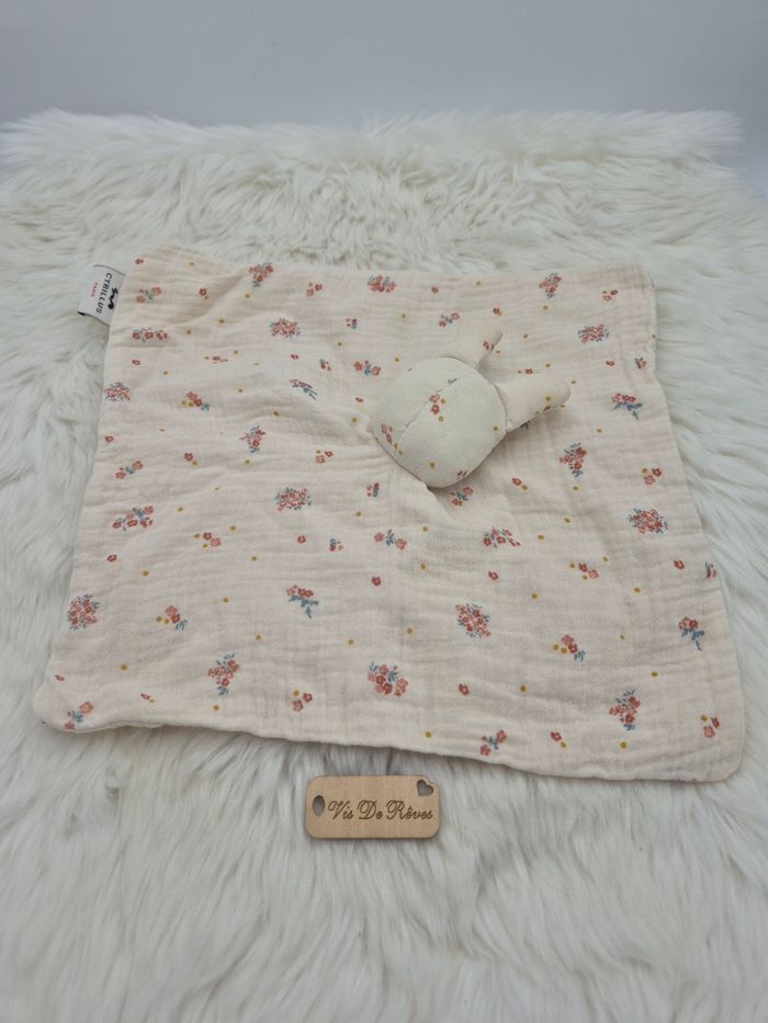 Doudou plat carré lange Lapin Cyrillus Crème fleurs - photo numéro 3