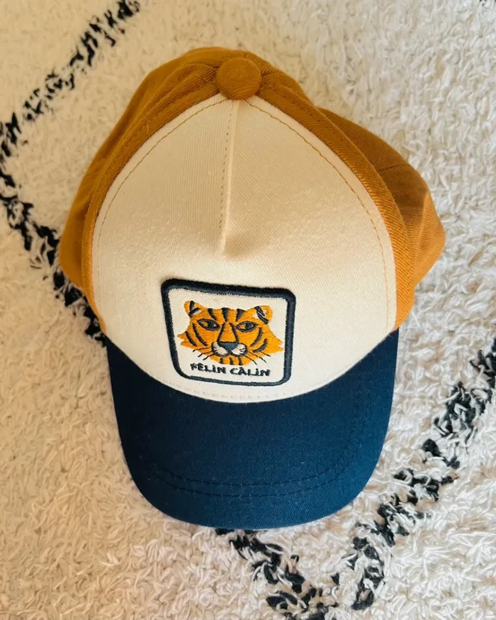 Casquette tape à l’œil 3-6 mois - photo numéro 2