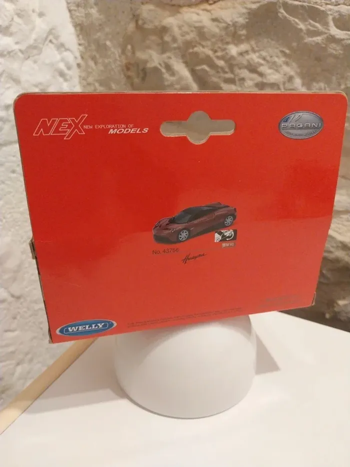 Voiture miniature de collection Huayra - photo numéro 4