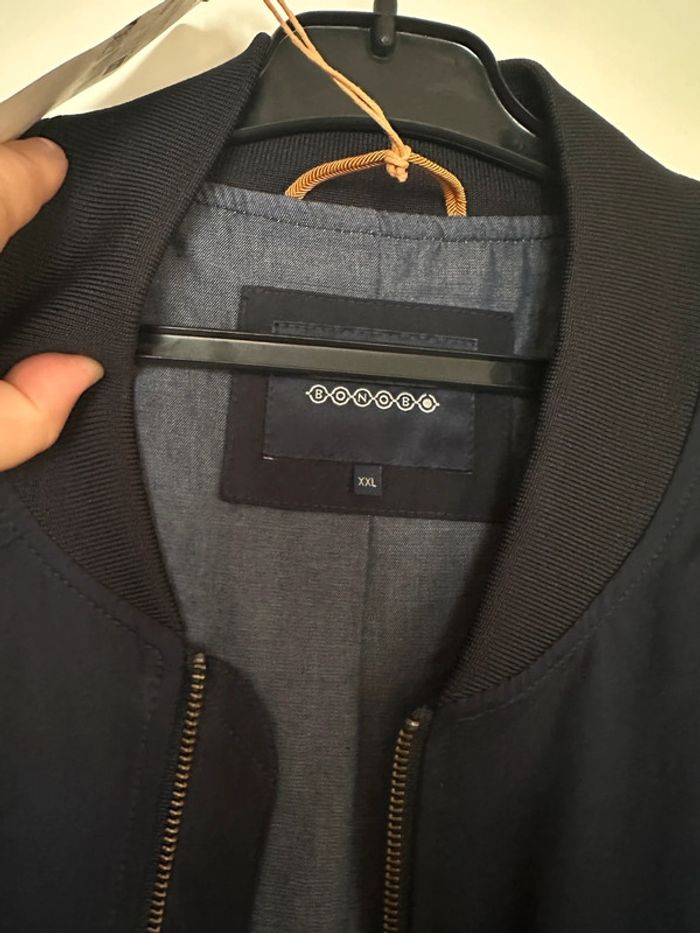 Magnifique blouson de type bomber, neuf avec étiquettes. - photo numéro 5