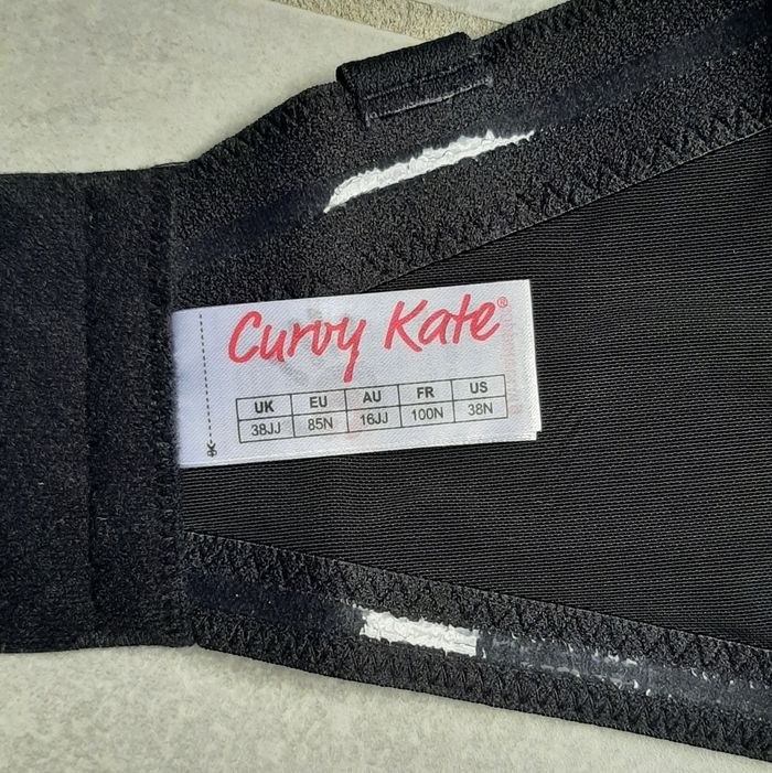 Soutien-gorge bretelles amovibles - photo numéro 3