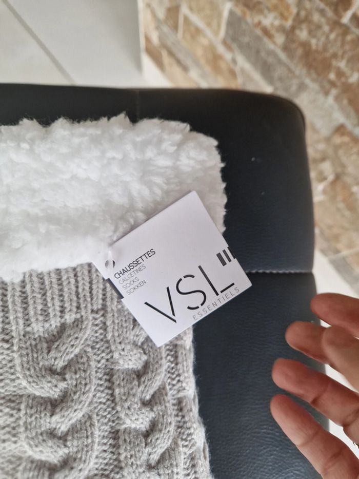 1 paire chaussette pantoufle gris blanc neuf  taille unique - photo numéro 3