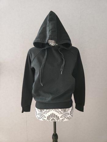 sweat à capuche noir imprimé- taille XXS