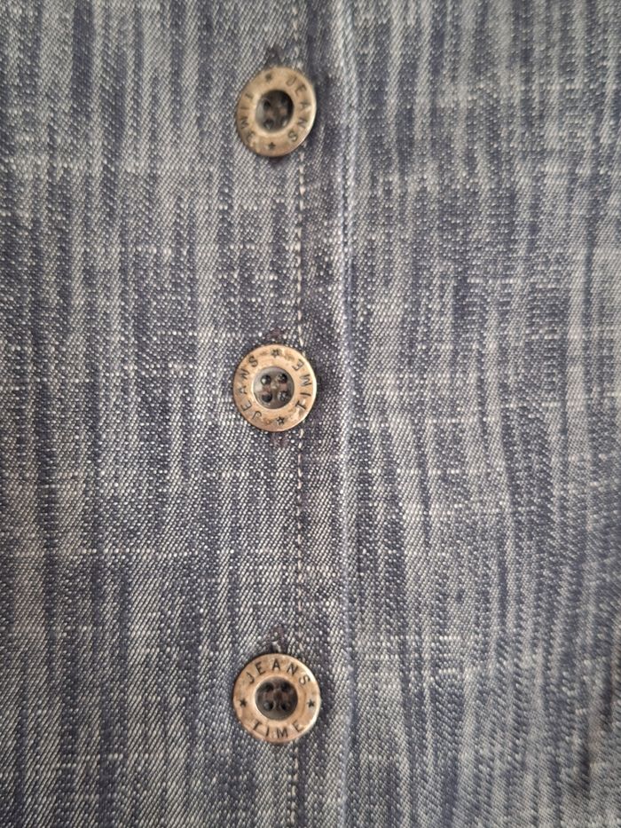 Veste manches courtes à épaulettes couleur jean et jolis détails - photo numéro 3