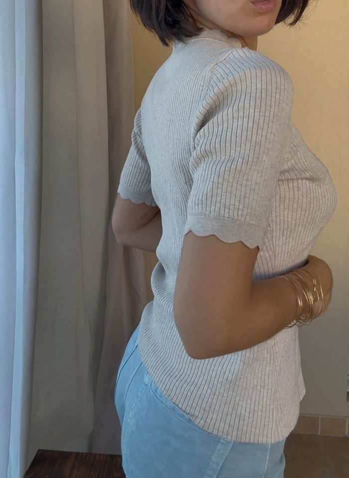 Top beige H&M XS très bon état - photo numéro 3