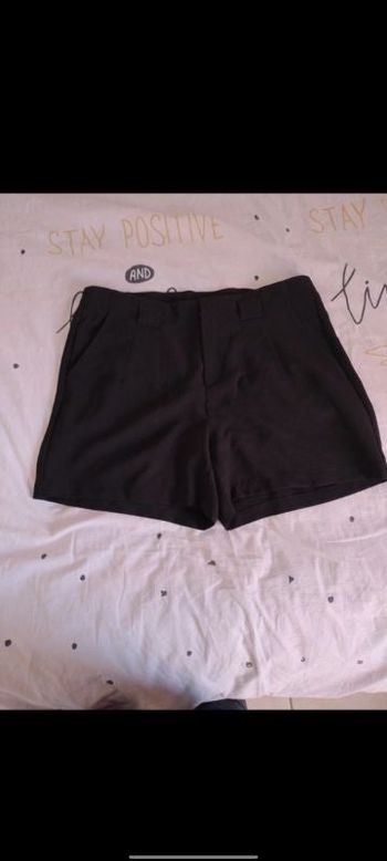 Short femme taille 48