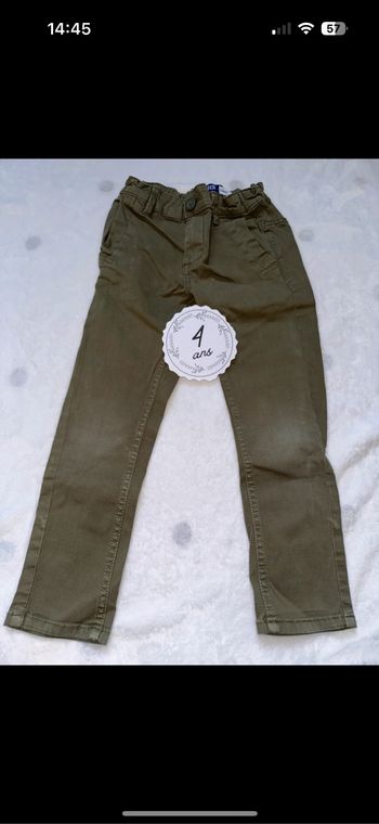 Chino 4 ans