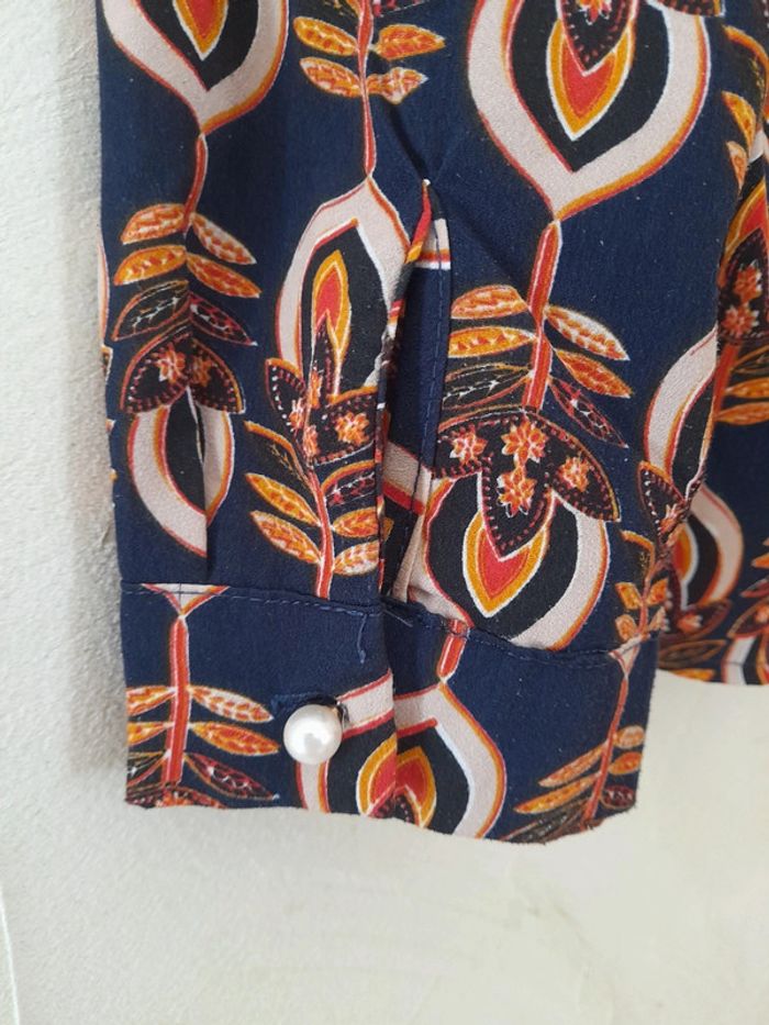 Chemise fond marine et mulricolore - photo numéro 4