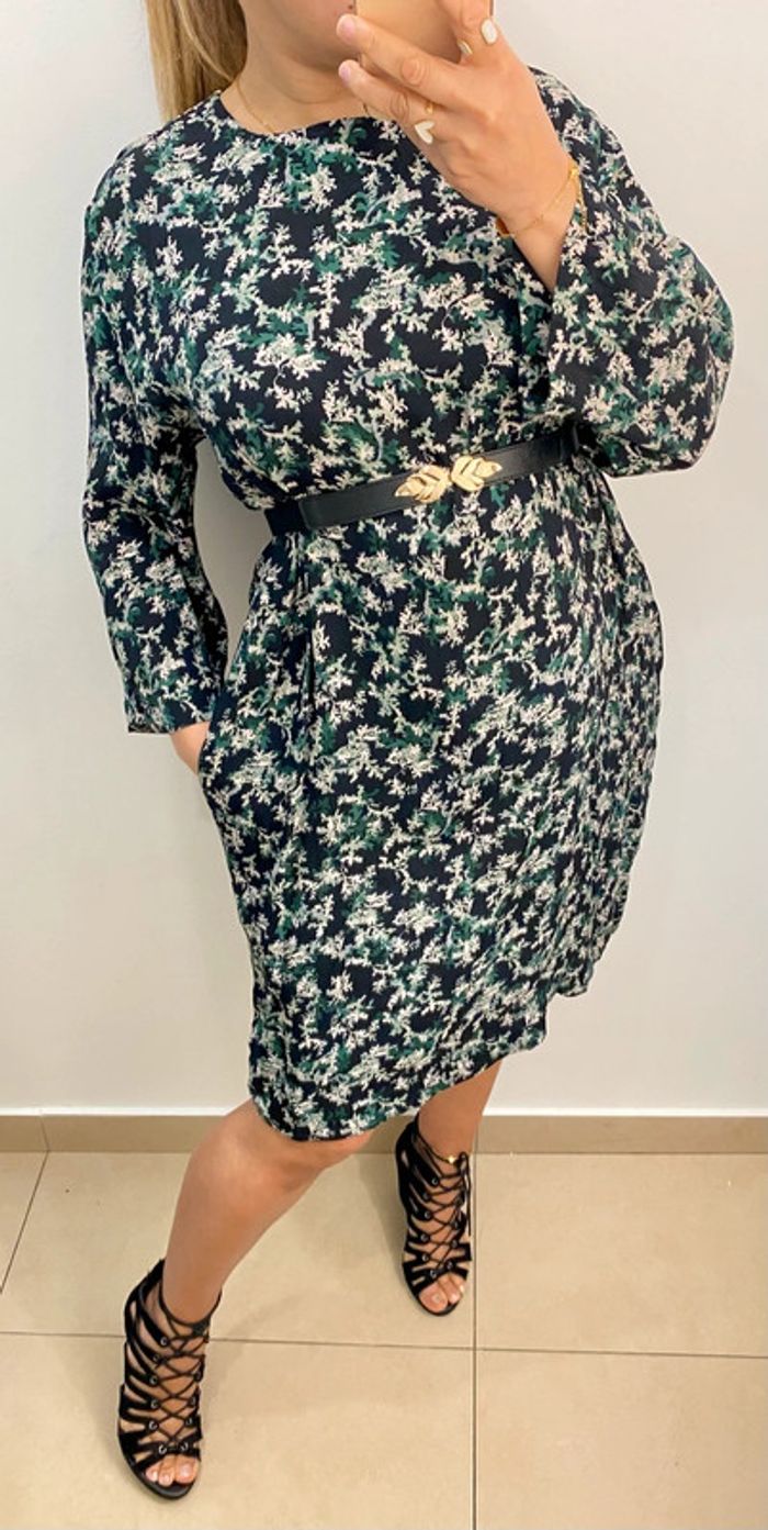 Jolie Robe Droite Imprimée Avec Poches Taille 42 - photo numéro 4