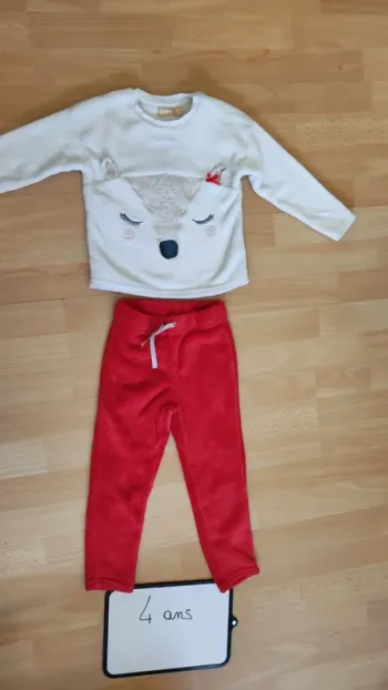 Pyjama taille 4 ans