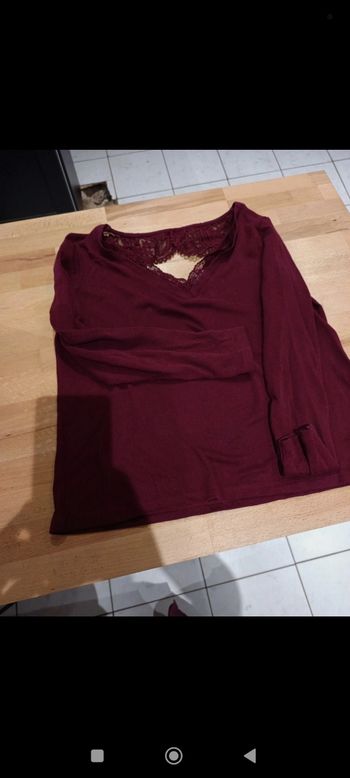 Pull dentelle