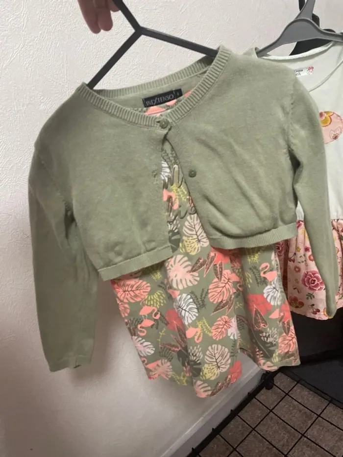 Lot tuniques - photo numéro 3