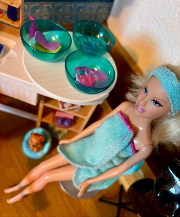 Salon de beauté Barbie - photo numéro 4