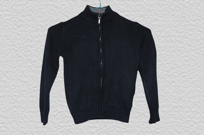 Gilet zippé bleu marine Kiabi, taille 5 ans