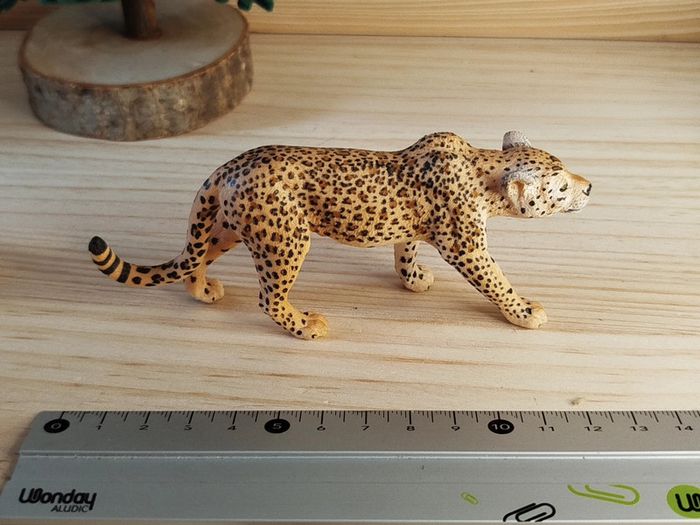 Schleich guépard en chasse Figurine animal de la savane - photo numéro 5