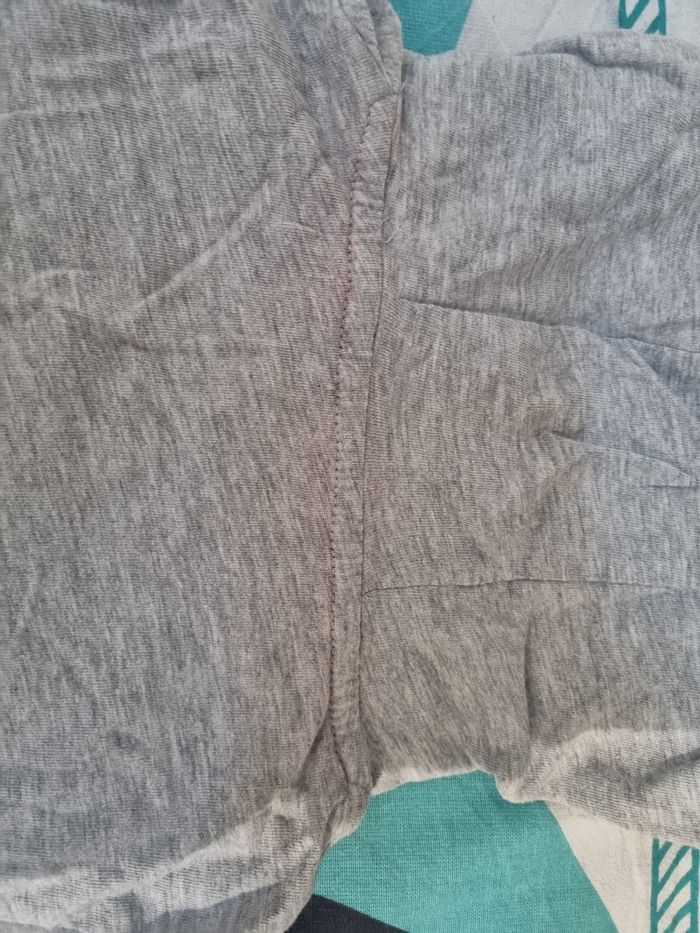 Tshirt Batman 3ans 0,50€ - photo numéro 3