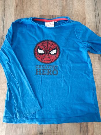 T-shirt spiderman 6 ans