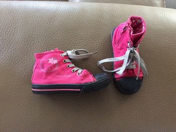 Baskets Hello Kitty 24