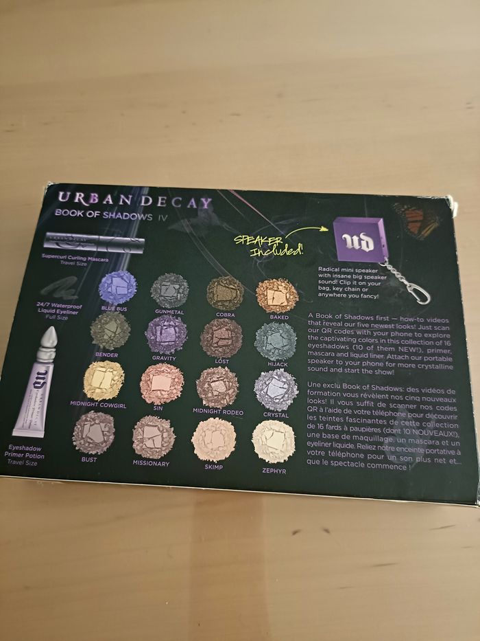 PALETTE URBAN DECAY BOOK OF SHADOW IV - photo numéro 2