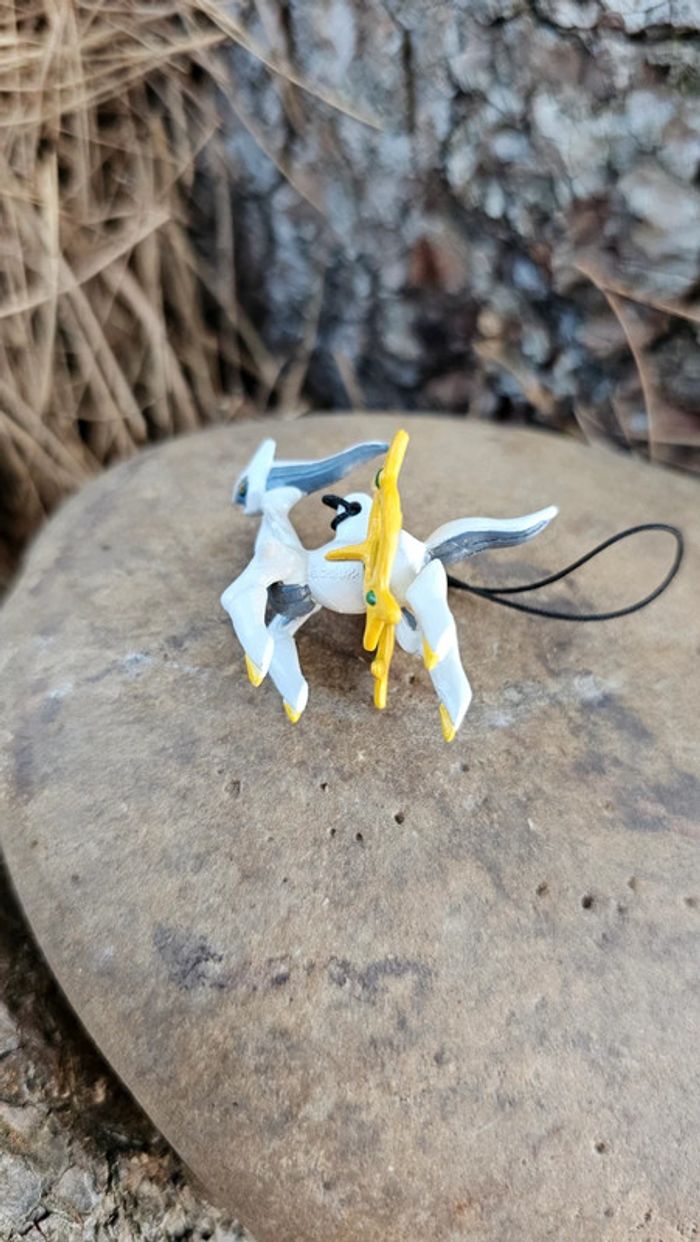 Super petite figurine Pokemon Nintendo porte cle Arceus - photo numéro 4