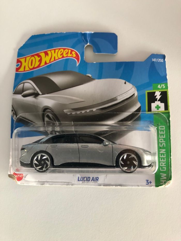Miniature hot wheels lucid air 1/64