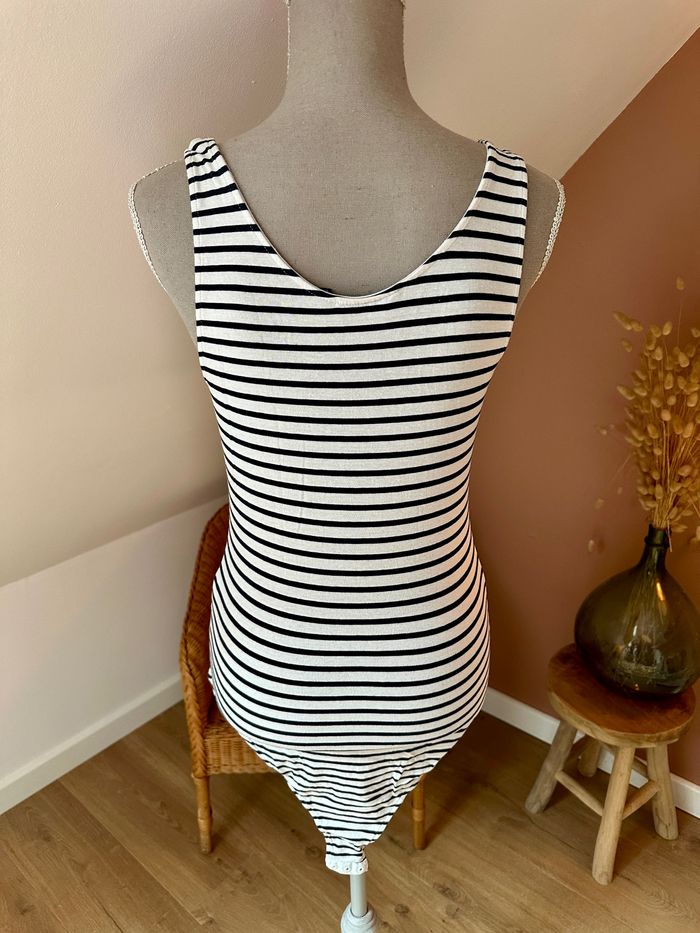 🍁 Body marinière Kiabi taille M 🍁 - photo numéro 4