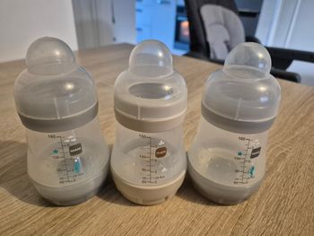 Lot de 3 biberon anti colique Mam
