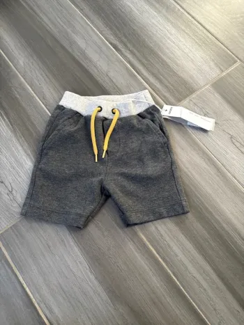 Short habillé
