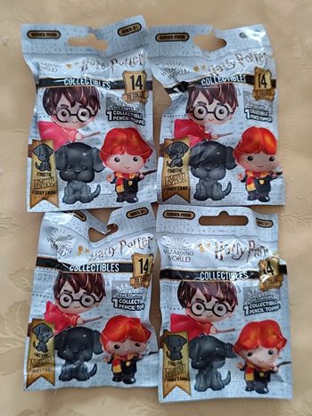 Lot de 4 sachets mystères Harry Potter Figurine Collectibles Pencil Topper