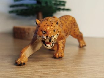 Safari figurine félin panthère Animal de la savane
