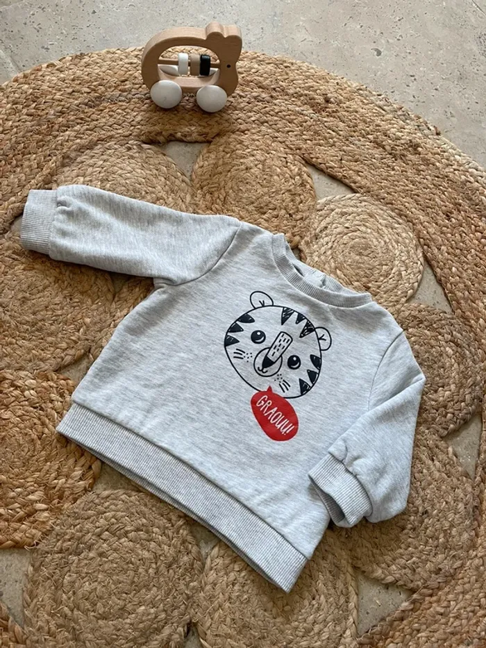 Pull manches longues 9 mois