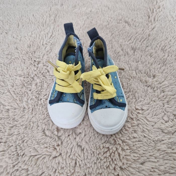 Chaussure taille 22 - photo numéro 3