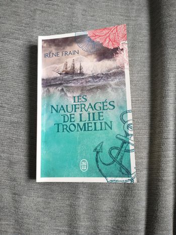 Livre Les naufragés de l'île tromelin par Irène frain